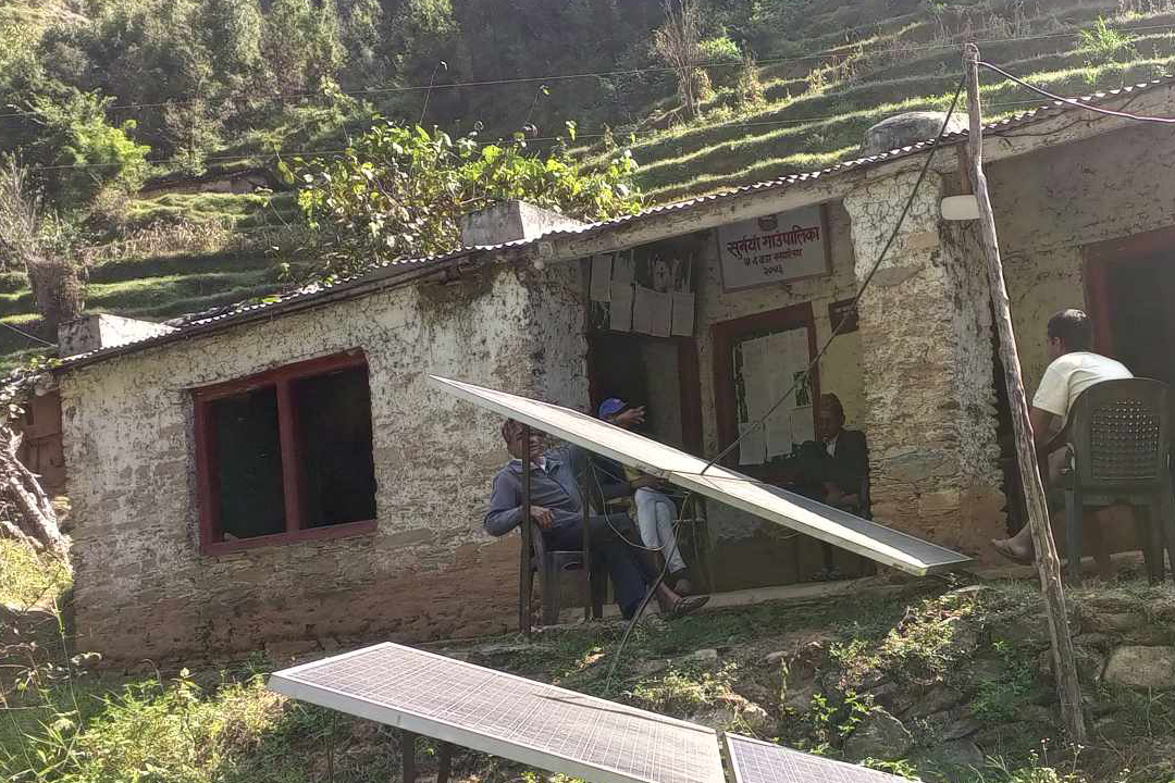 बैतडीमा सुर्नया–७ को वडा कार्यालयलाई जमीन दान 